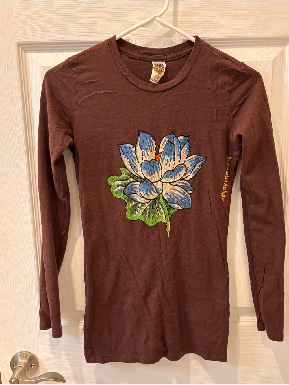 Ed Hardy Vintage Brown Long-Sleeve Floral Graphic Tee - Blue Lotus Design